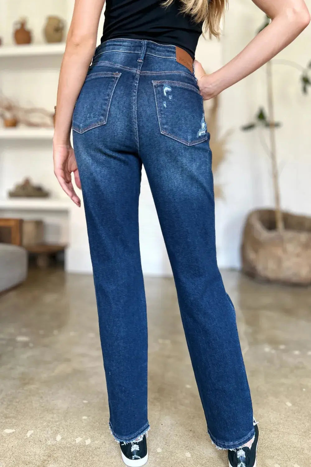 Full Size High Waist Rigid Magic Heavy Destroy Straight Judy Blue Jeans