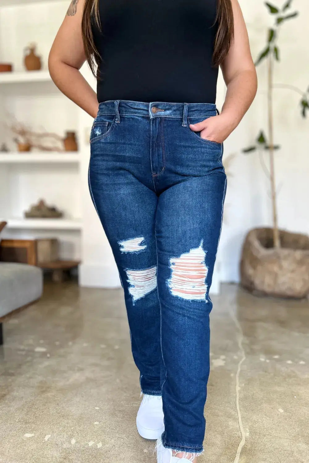 Full Size High Waist Rigid Magic Heavy Destroy Straight Judy Blue Jeans