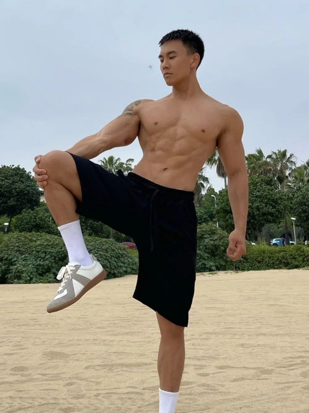 Men's Plus Size Drawstring Shorts with Pockets