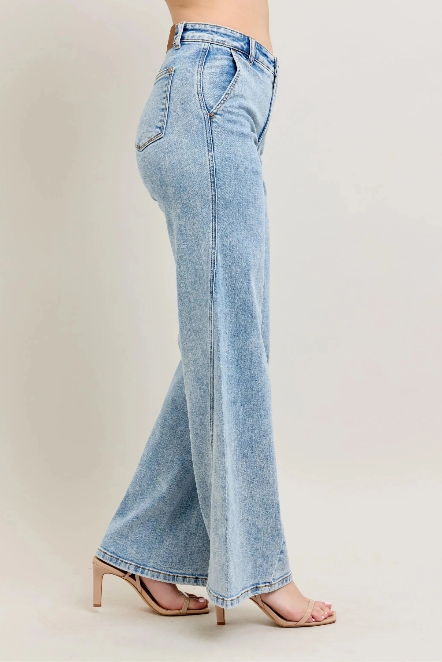 High Waist Skewed Inseam Wide Leg Judy Blue Jeans – Full & Plus Size