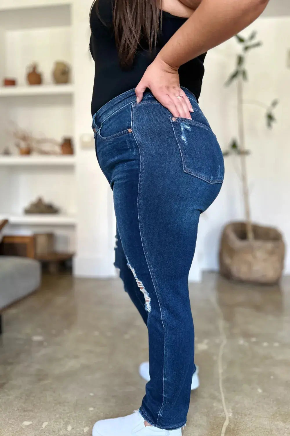 Full Size High Waist Rigid Magic Heavy Destroy Straight Judy Blue Jeans